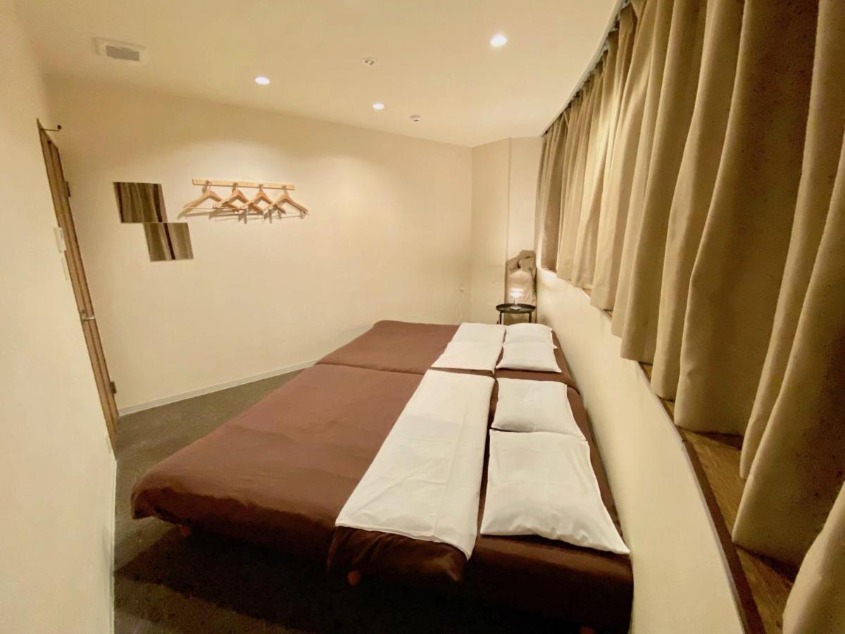 Osaka Guesthouse Nest מראה חיצוני תמונה